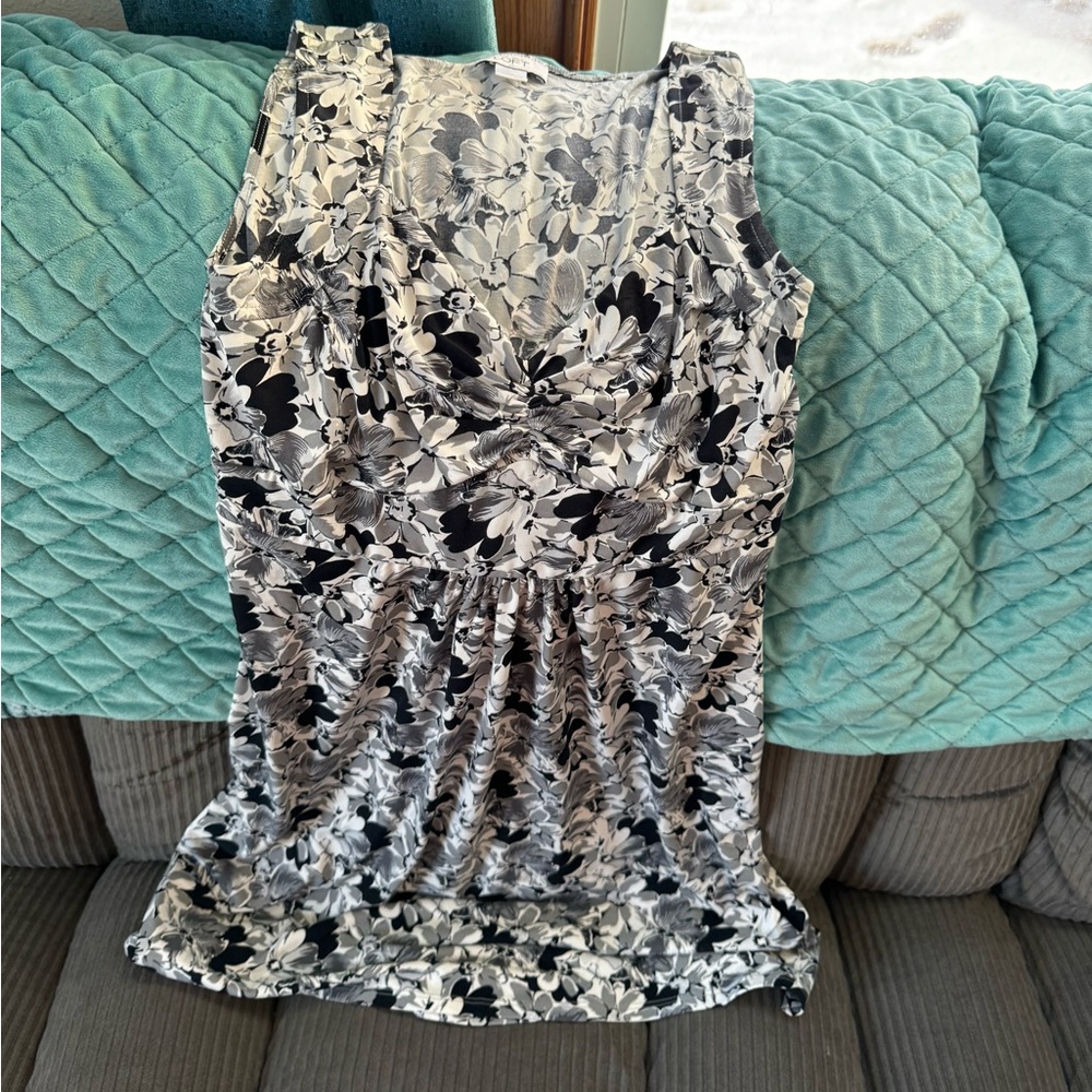 Anne Taylor LOFT top